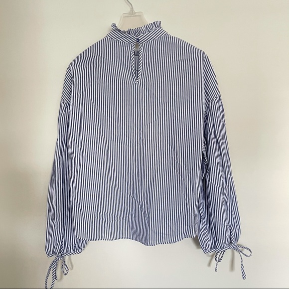 Zara basic Collection Blouse - Picture 2 of 4
